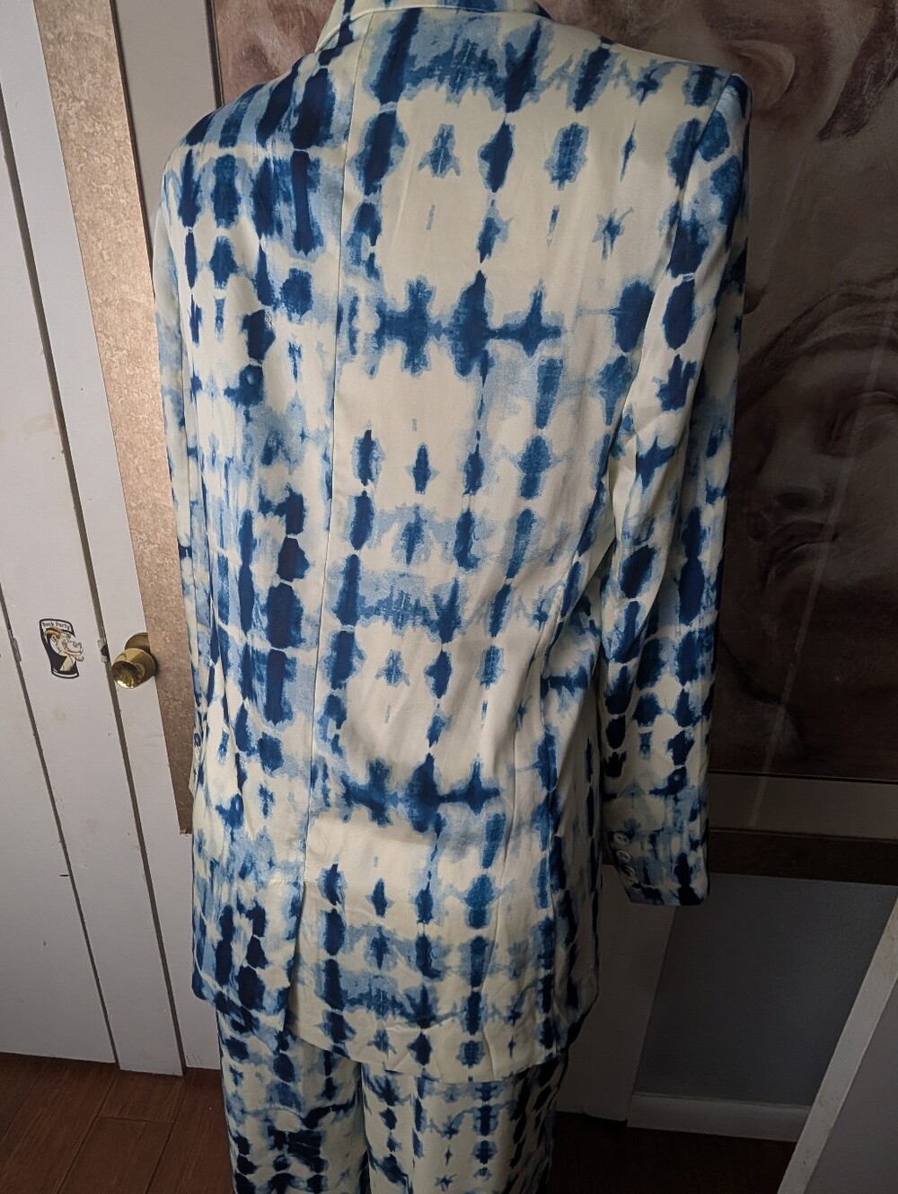 House of Harlow 1960 blue and white tie-dye satin blazer and pants set. Size M - Picture 7 of 10
